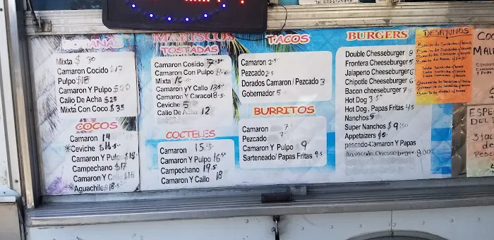 La Frontera 3 El Güero seafood hamburgers Picture 1