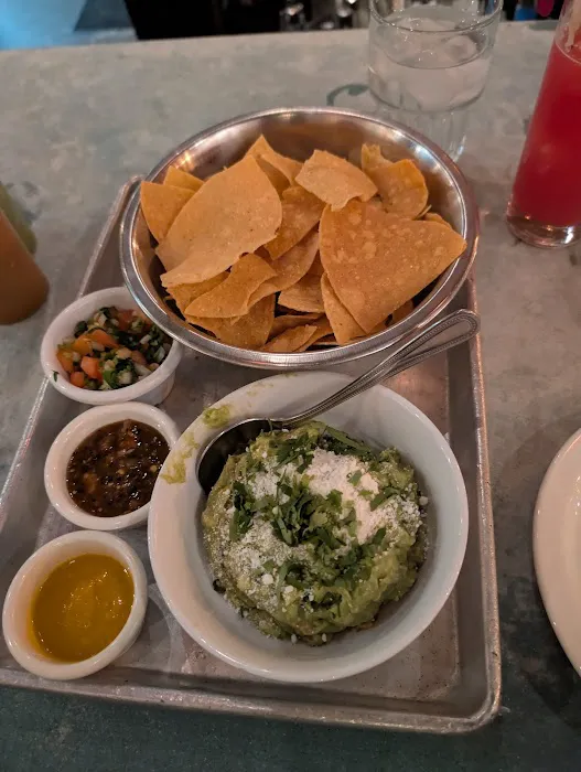 Gallo Blanco Picture 7