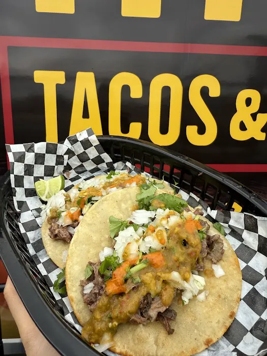 Titos tacos y birria Picture 6