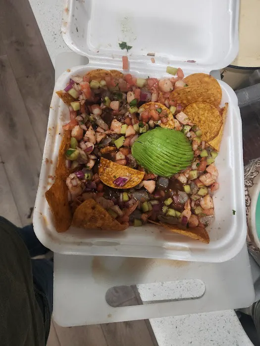 Mariscos El Profe Picture 4