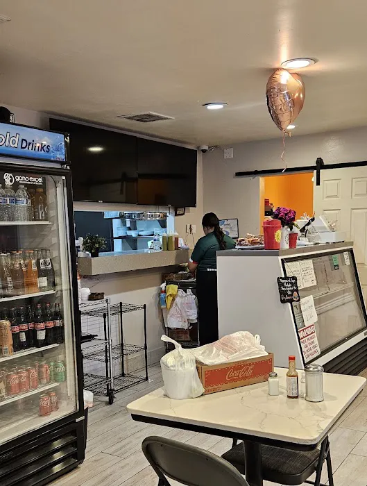 Las Delicias Restaurant Picture 3