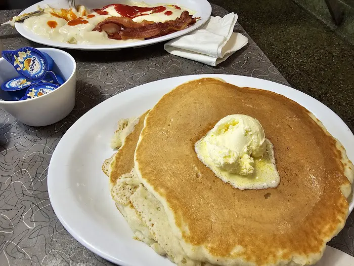 Mel's Diner Picture 5