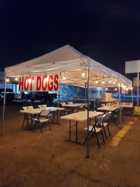 Oh My Weenies Hot Dogs Picture 7