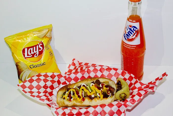 Oh My Weenies Hot Dogs Picture 4