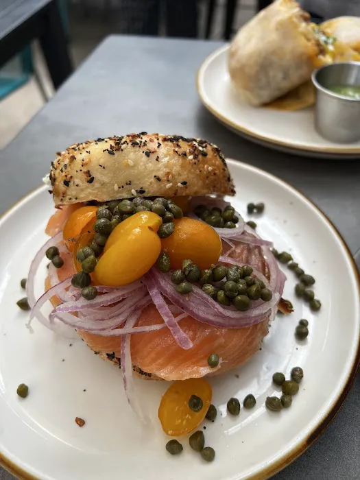 ollie vaughn's Picture 4