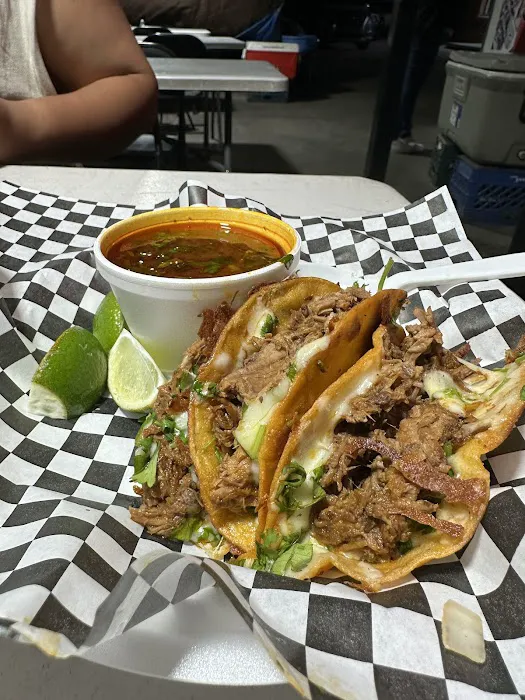 Tacos Rodriguez - Food Truck Picture 3