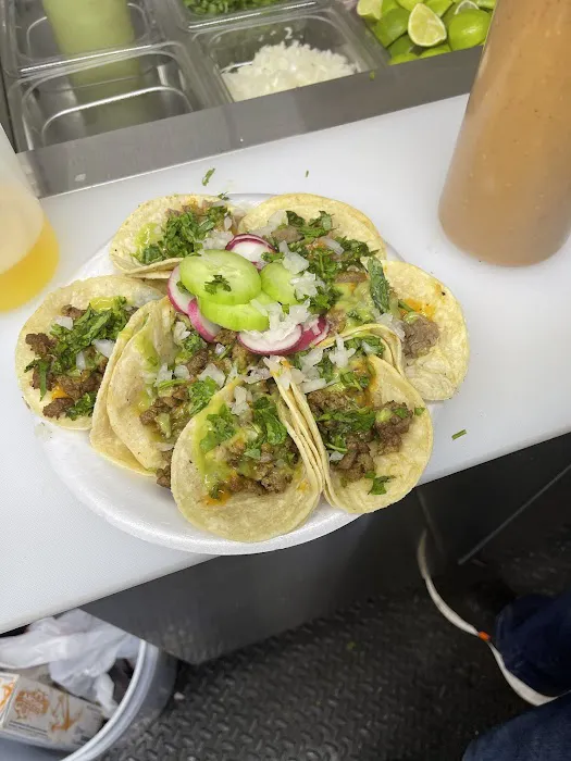 Tacos Rodriguez - Food Truck Picture 5