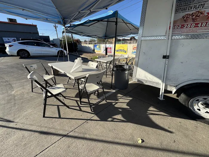 Mariscos El Maviri Picture 4