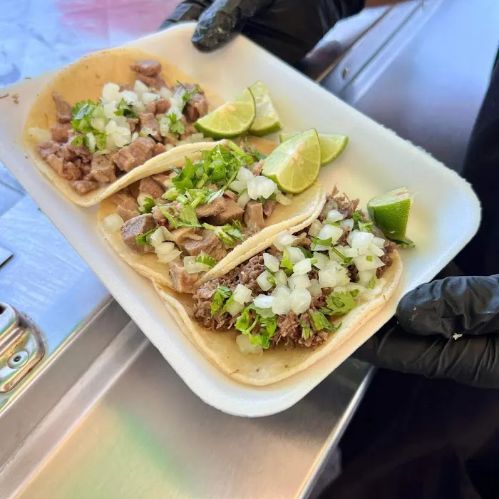 Tacos La Cabeza Picture 6