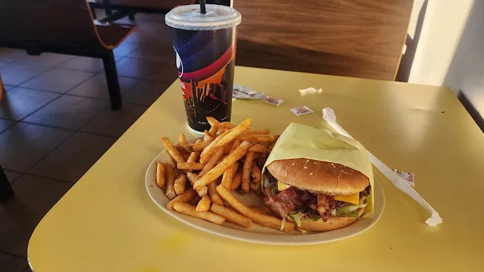 Burger Shoppe Picture 8