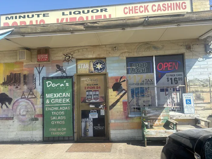 Dora's Kitchen Picture 9