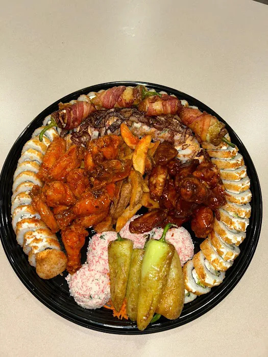 Sushi y mariscos los plebes Picture 2