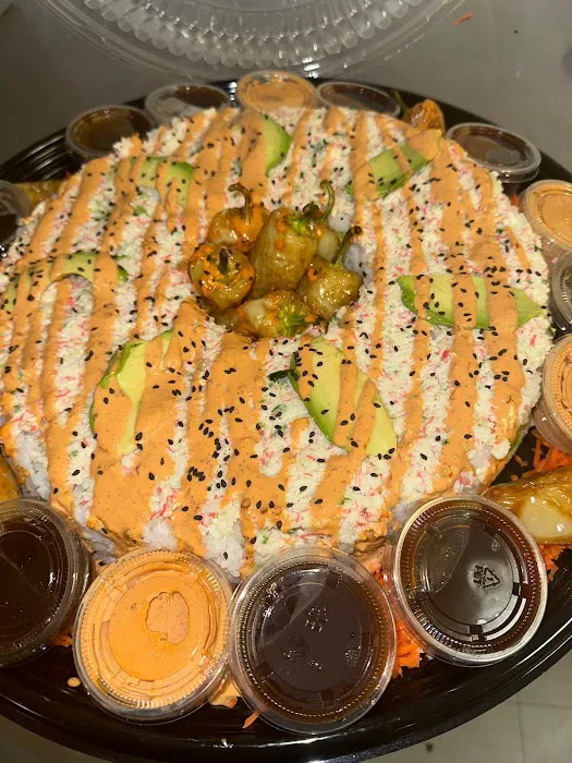 Sushi y mariscos los plebes Picture 9