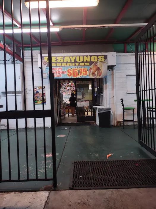 Taco Mich & Bar #1 Picture 8