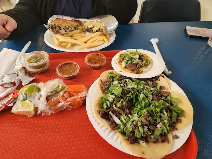 Taco Mich & Bar #1 Picture 4