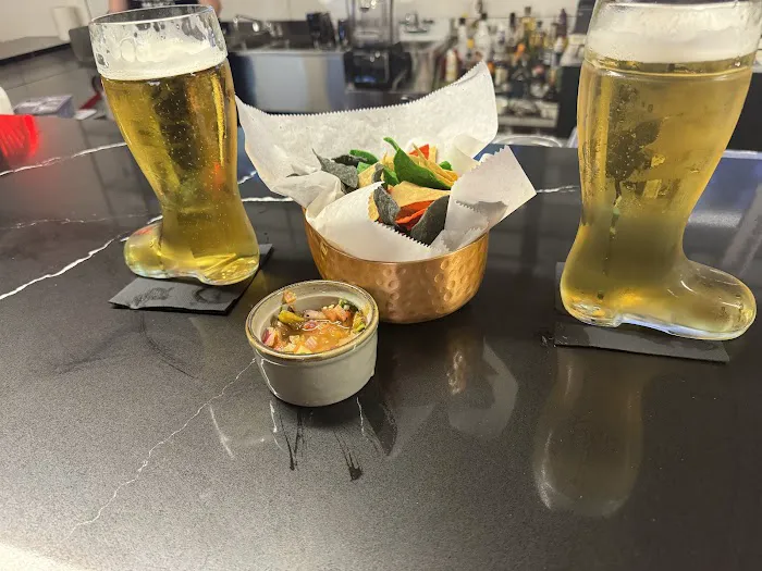 Cielo Rojo Picture 5