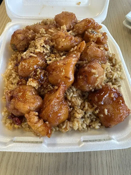 King Wong Chinese Food on 7th Street Picture 9