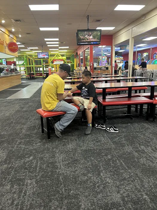 Peter Piper Pizza Picture 10