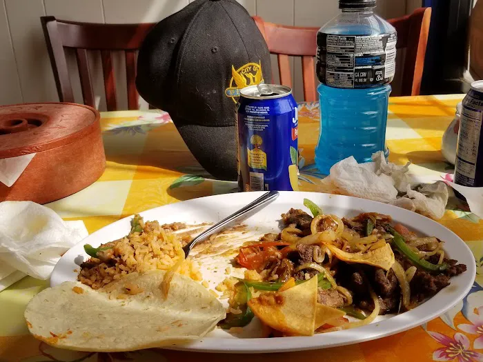 Los Pilares Restaurant Picture 4