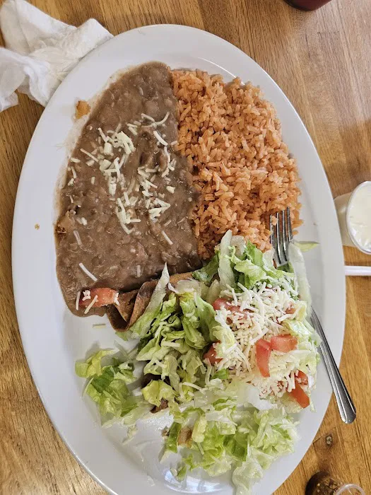 Los Pilares Restaurant Picture 10