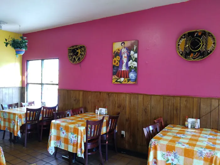 Los Pilares Restaurant Picture 7