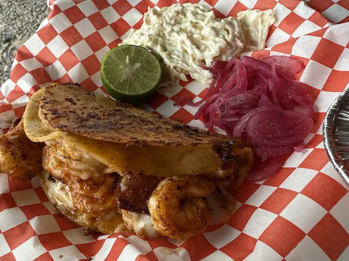 Mariscos El Yori Picture 8