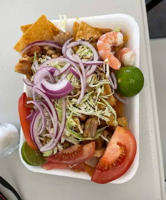 Mariscos El Yori Picture 9