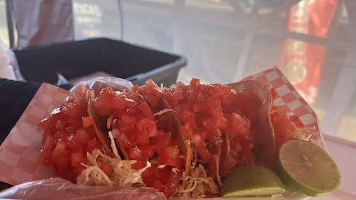 Tacos dorados y chimis el cuate Picture 5