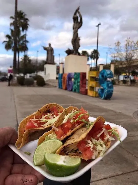 Tacos dorados y chimis el cuate Picture 9