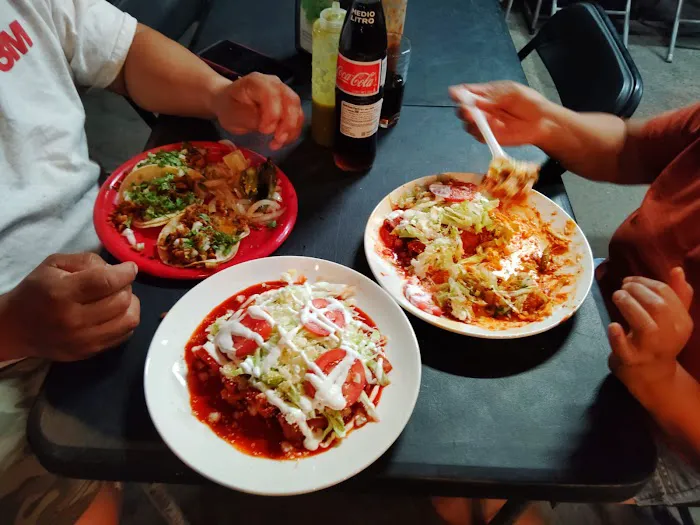 Tacos El Atoyac Picture 6