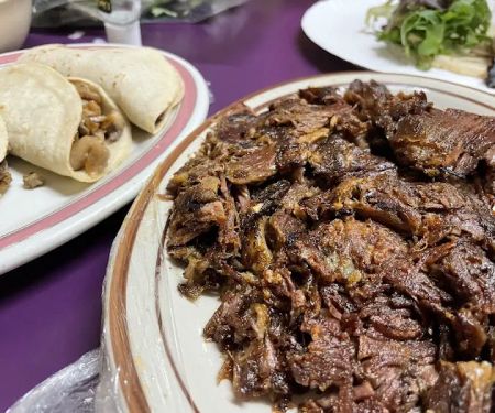 El Gu00fcero Birria de Chivo