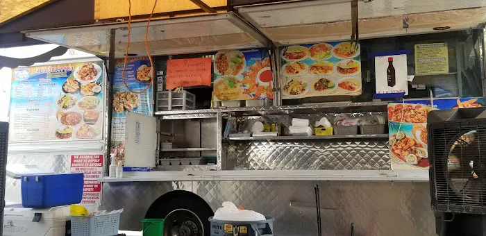 Tacos y Mariscos el Conchal Picture 4