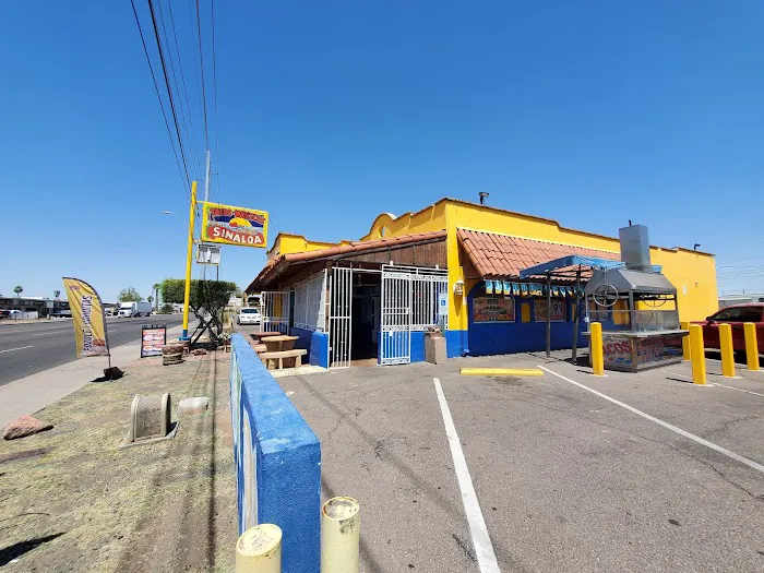 Tacos y Mariscos Sinaloa Picture 2