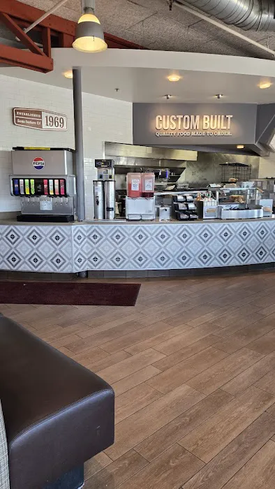 Habit Burger & Grill Picture 2