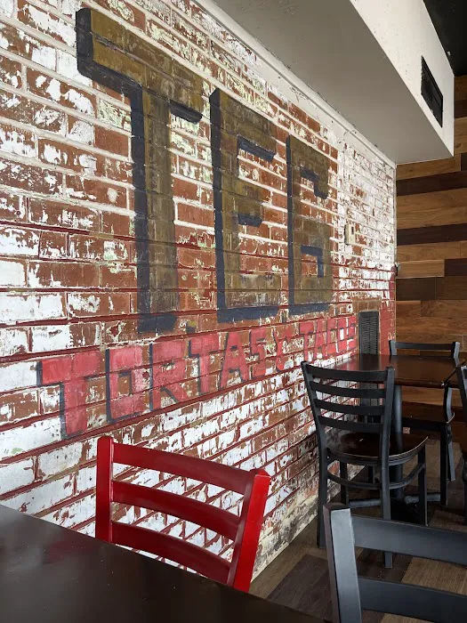 TEG Torta Shop - Tortas El Güero Picture 4