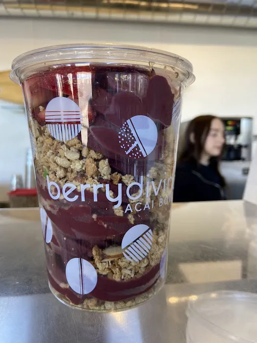 Berry Divine Acai Bowls Picture 9