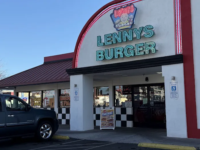 Lennys Burger Picture 9