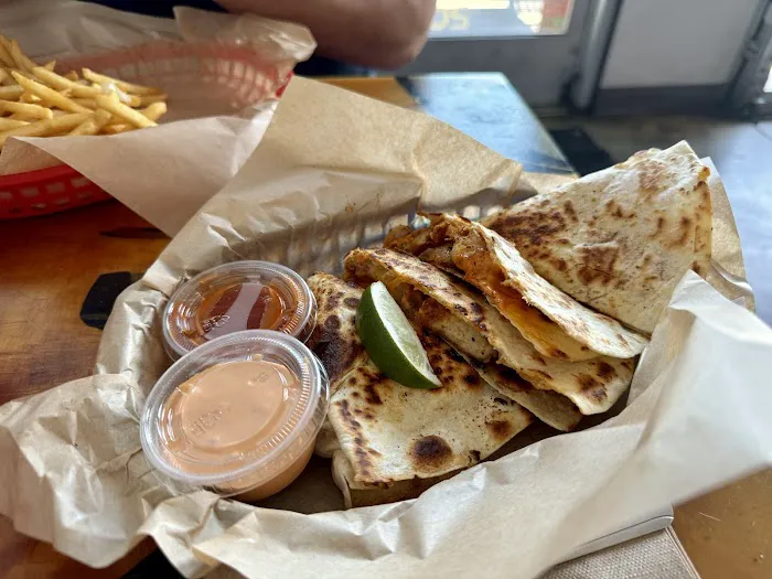 Green New American Vegetarian Picture 8