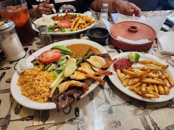 La Barquita Restaurant Picture 7