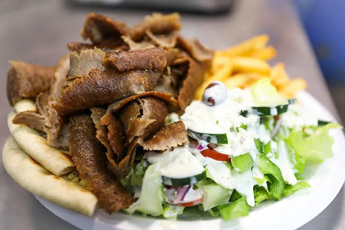 Nino's Greek Cafe Picture 10