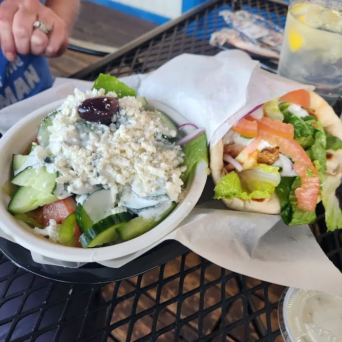 Nino's Greek Cafe Picture 6