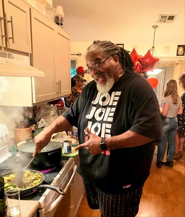 Go Go Joe's Picture 3