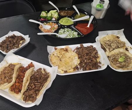 Tacos Y Mariscos Chinola