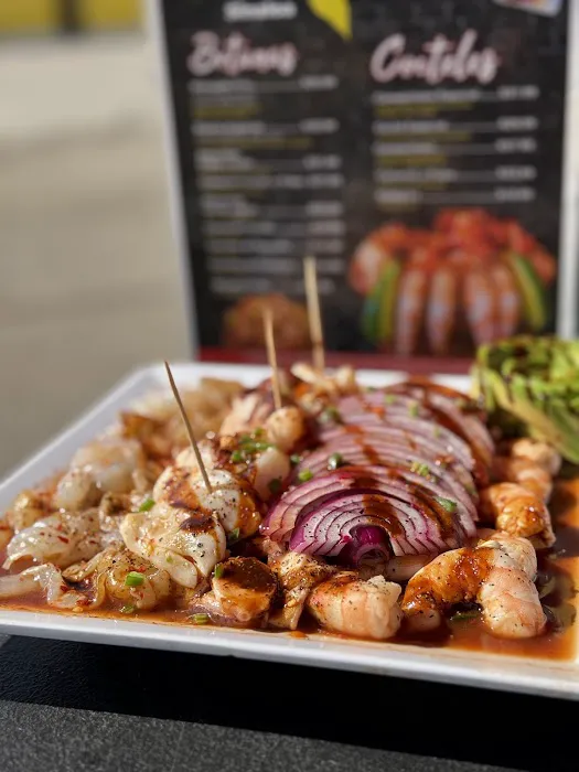 Tacos Y Mariscos Chinola Picture 3