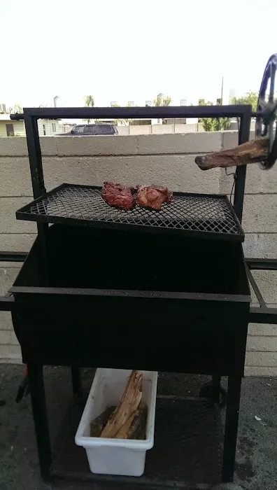 Cookin' On Wood Picture 6