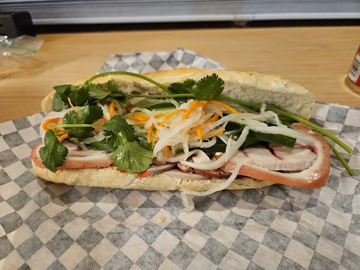 Que Huong Restaurant Picture 9