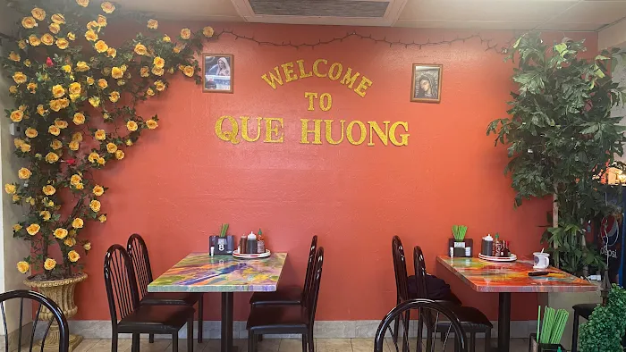 Que Huong Restaurant Picture 4