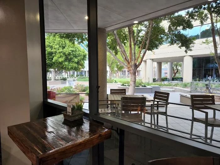 CC's on Central Picture 4