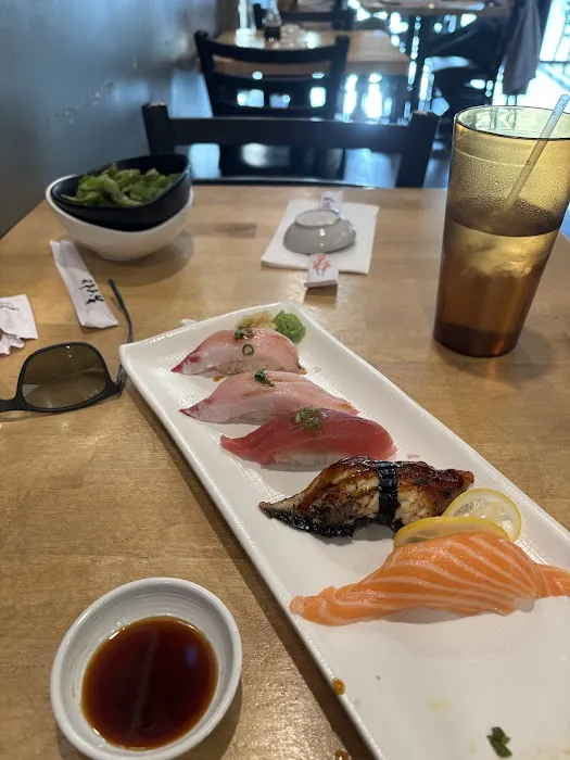 King Salmon Midtown Picture 6