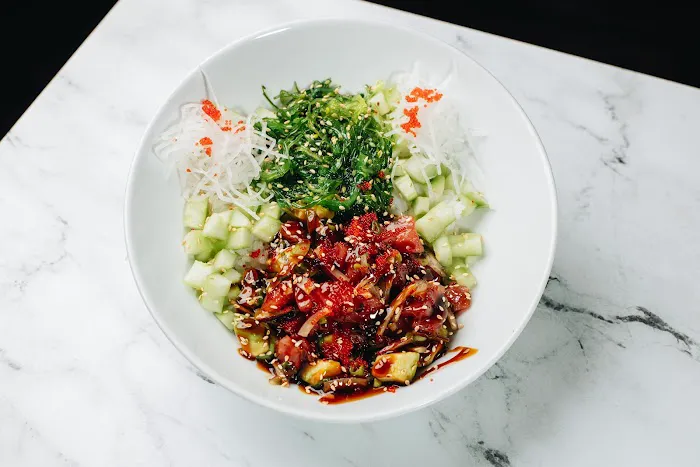 Vinsar's Lounge Asian and Indian Fusion Cuisine Picture 8